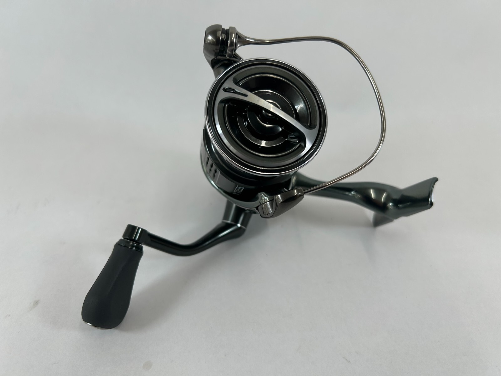 Shimano 22 STELLA 2500S 5.1 Spinning Reel NEW in Box