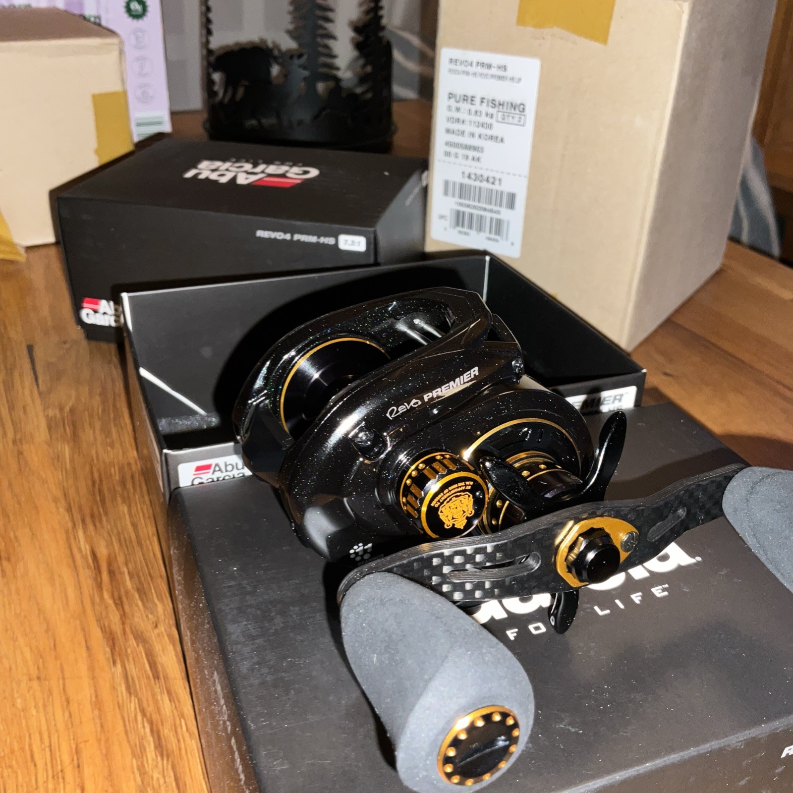 Abu Garcia REVO4 PRM-HS Right hand Bait Reel 7.3:1 Brand New