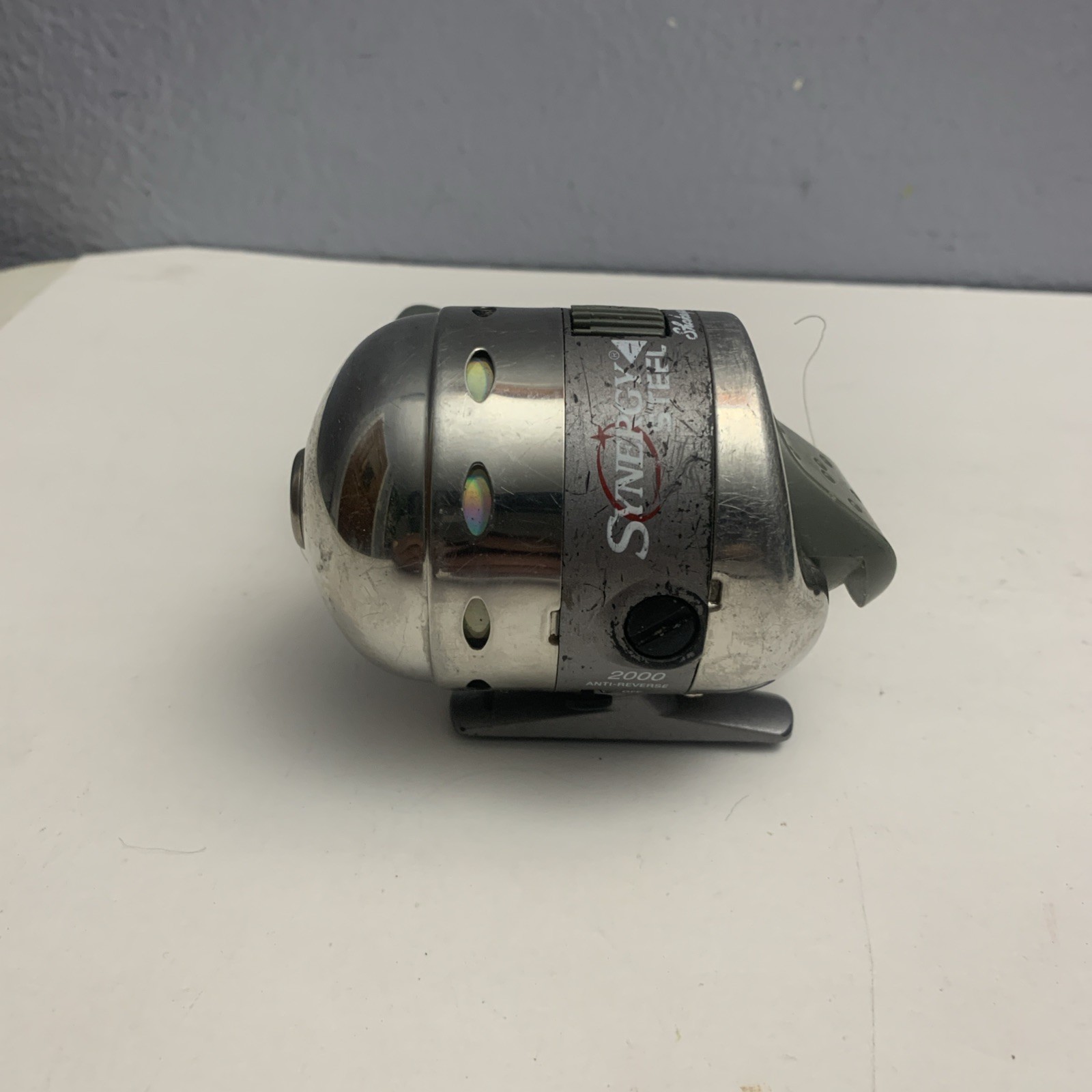 Shakespeare Synergy Steel Spincast Fishing Reel Systeel 2000 75 Yds/10 Lbs