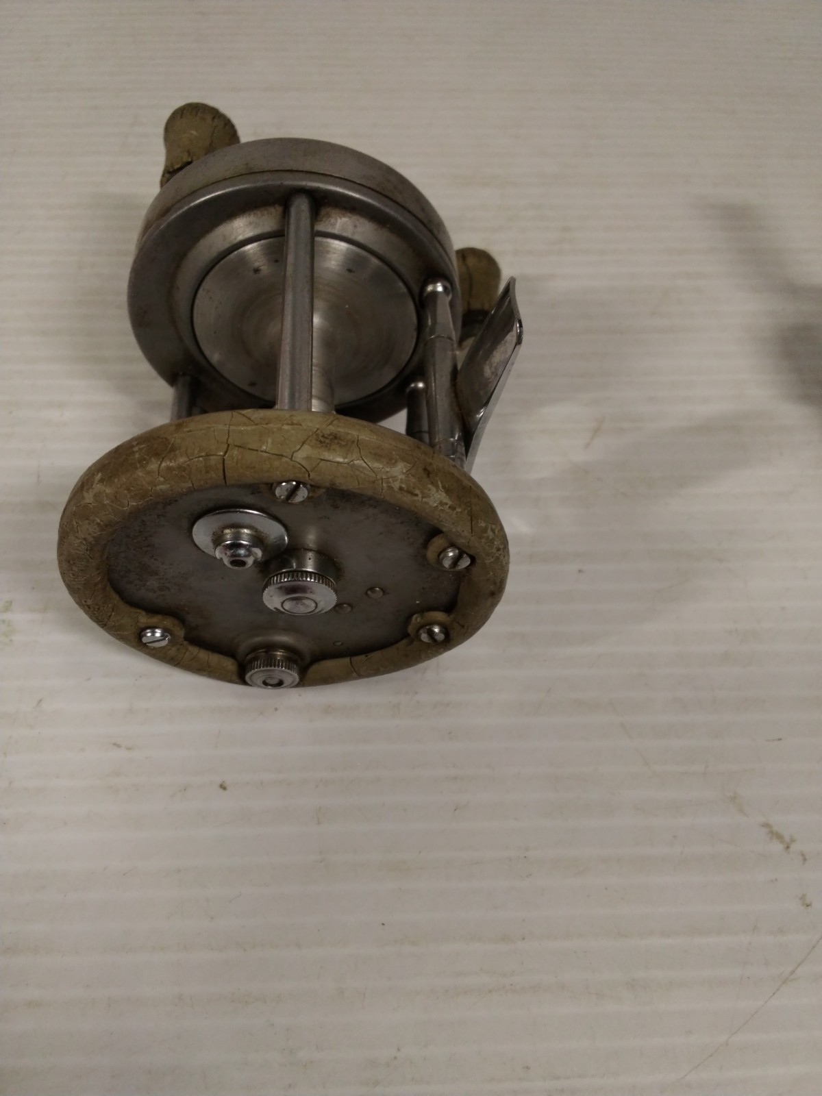 pflueger supreme spinning reel 2 Pcs