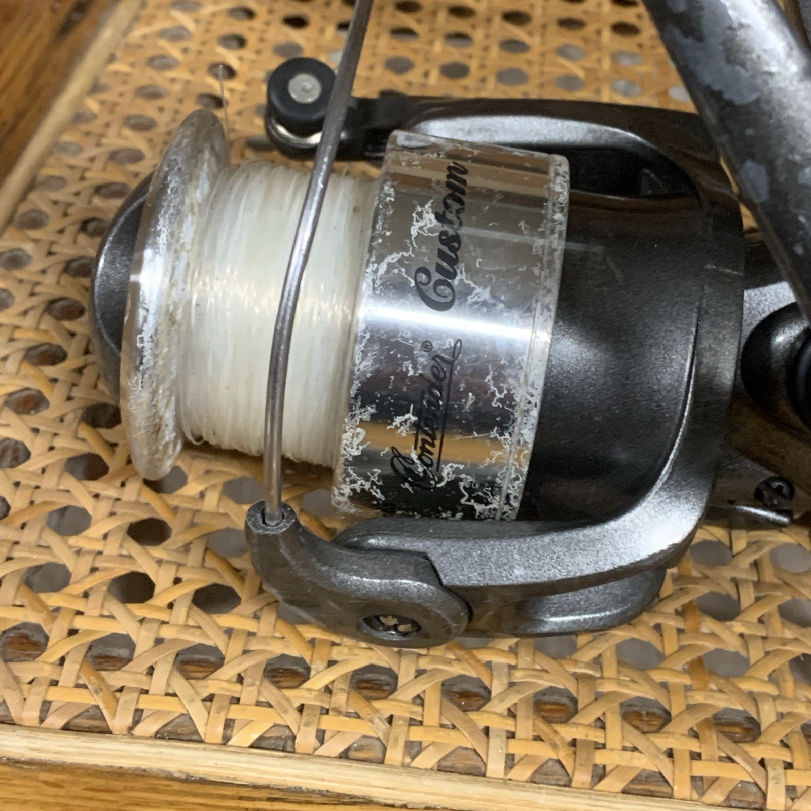 SHAKESPEARE CONTENDER CUSTOM Spinning Reel, Vintage Fishing Tackle