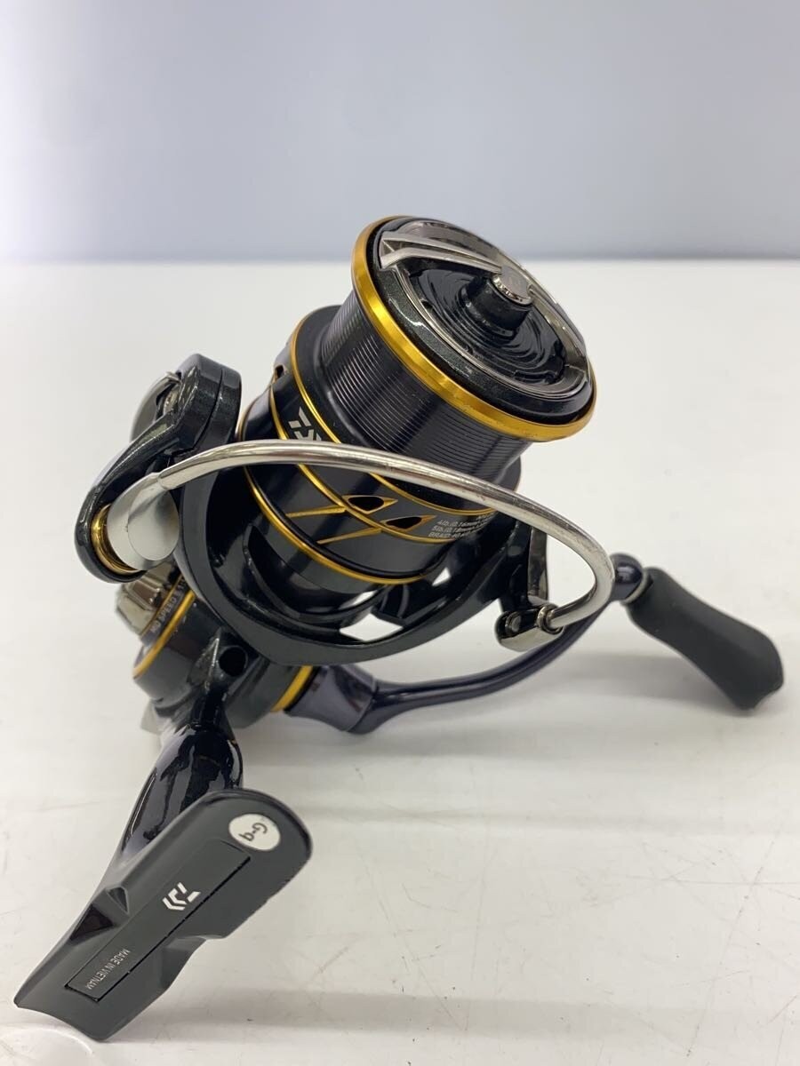 Daiwa Caldia LT2500S Spinning Reel – Light Heavyweight, Used, 7.5in/10.5cm