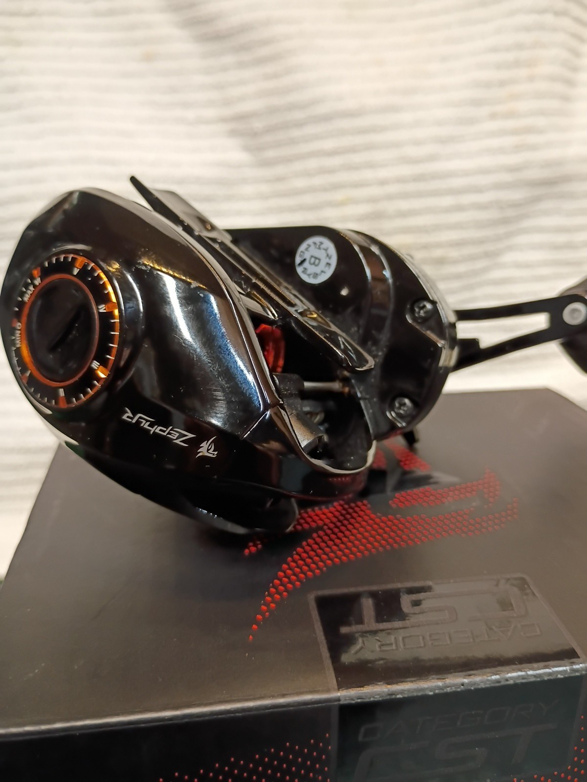 Kastking Zephyr BFS Clicker Drag Right Hand Baitcasting Reel