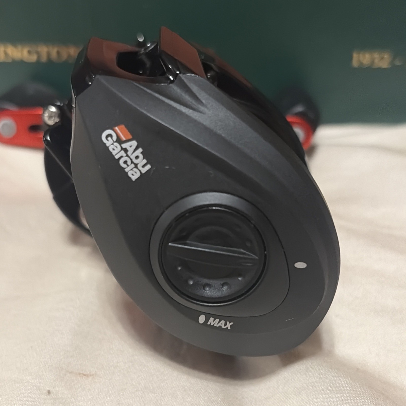 Abu Garcia Black Max BMAX3 baitcast reel