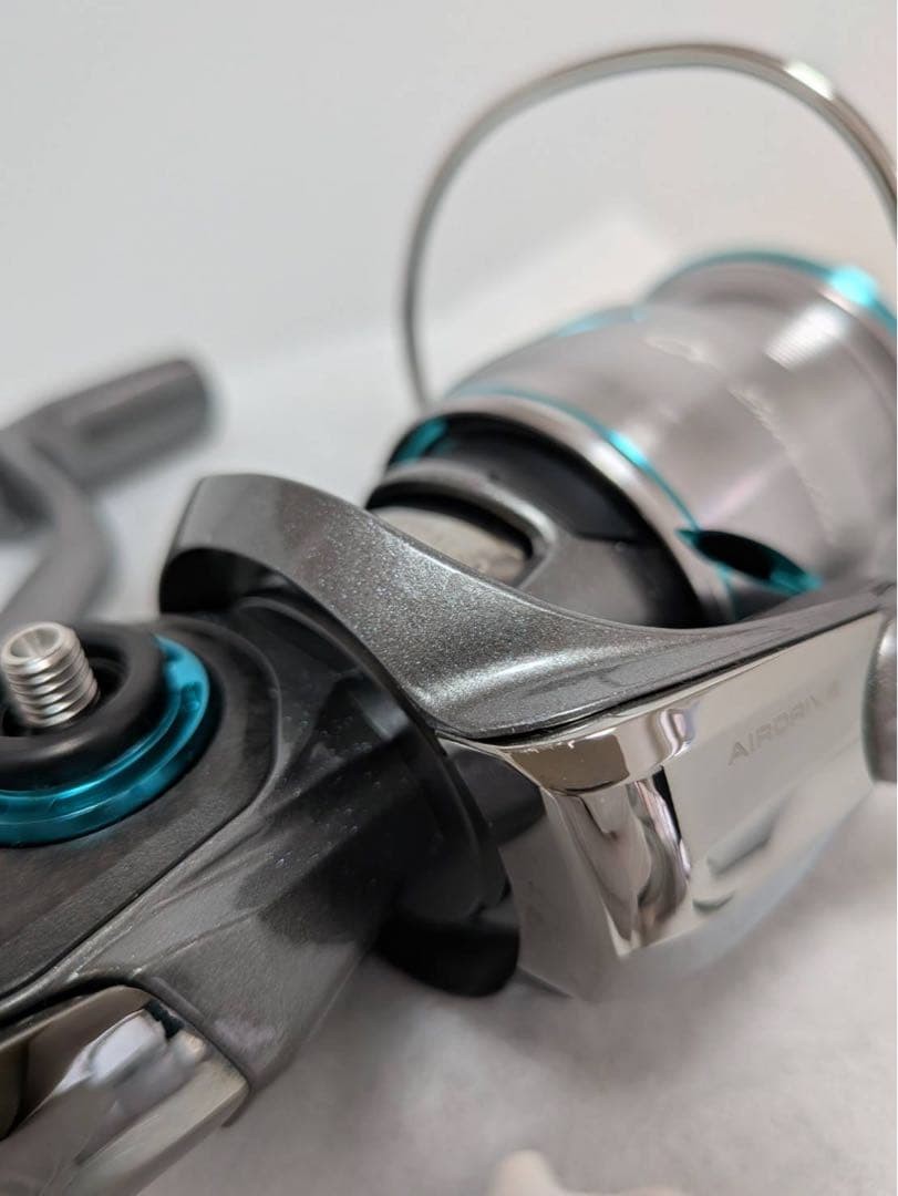 Daiwa Emeraldas AIR LT2500S Spinning Reel Light Durable for Eging