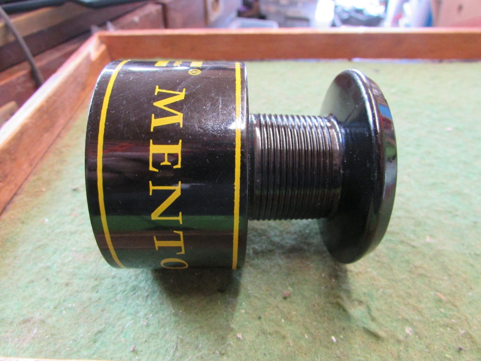 SHAKESPEARE MENTOR 2254-060 FRONT DRAG REEL GRAPHITE SPARE SPOOL VGC