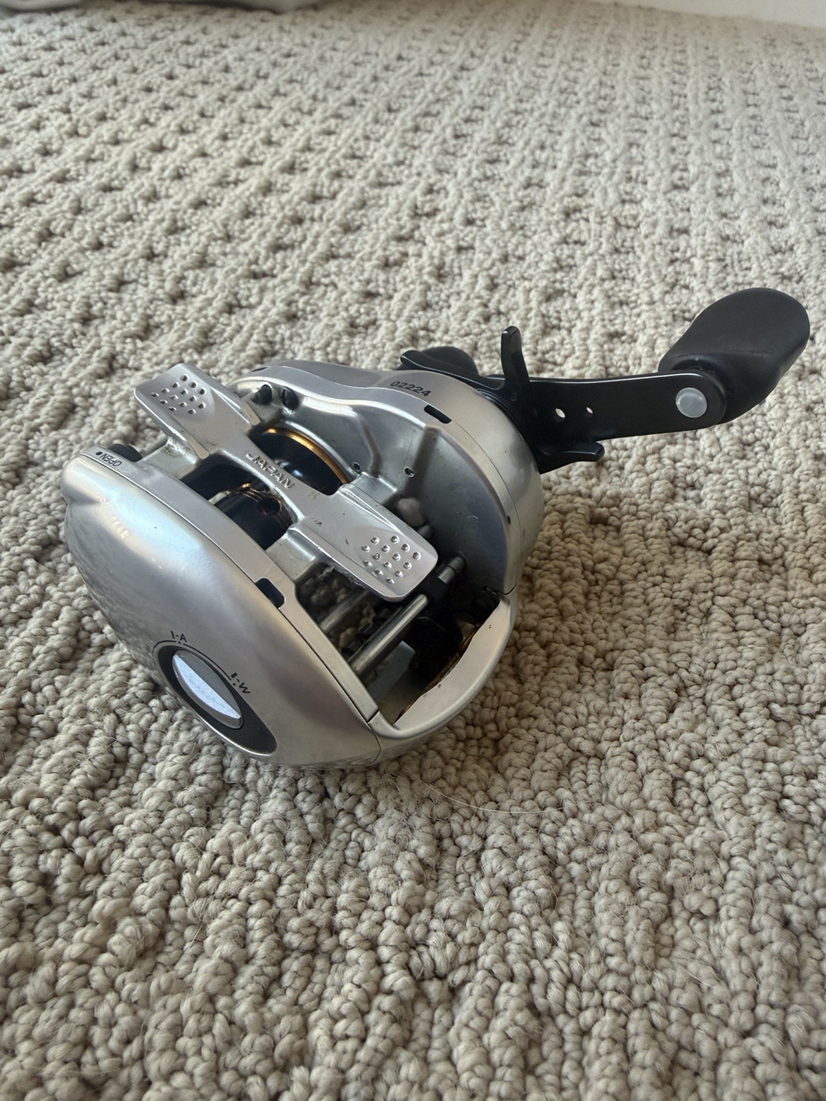 Shimano Metanium Mg DC7 7.0:1 Right-Hand 10BB Low Profile Lot of 2 w/ Cases