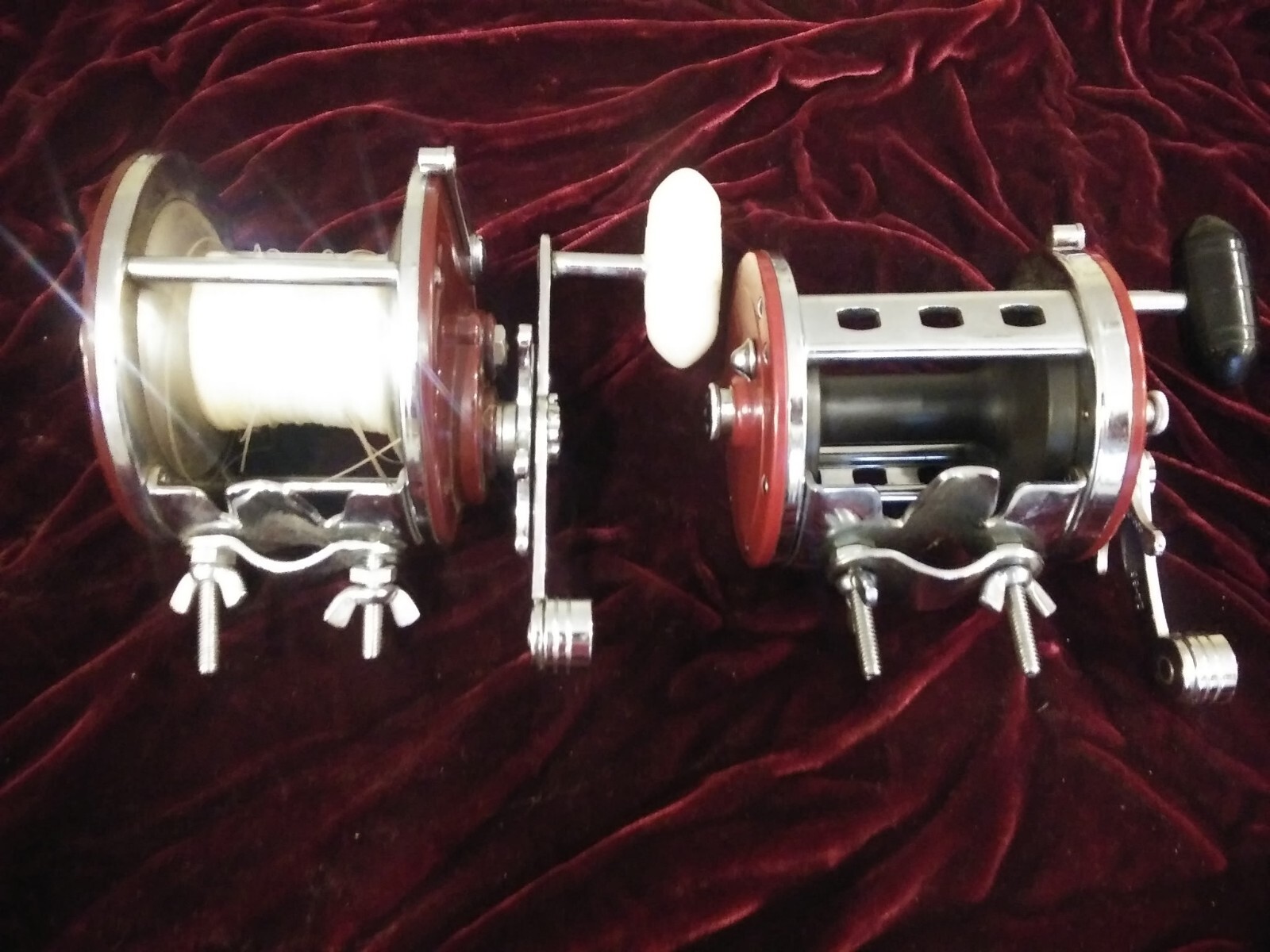 Pair Of Penn Fishing Reels Jig Master 500 And Peer 309 Excellent Condition