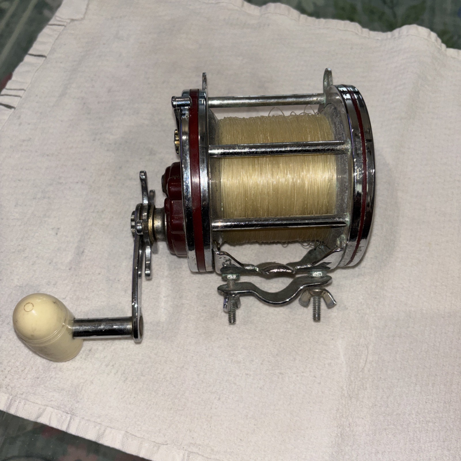 Penn Senator 114H 6/0 High Speed Fishing Reel, Red/Chrome Metal spool. USA. #FR