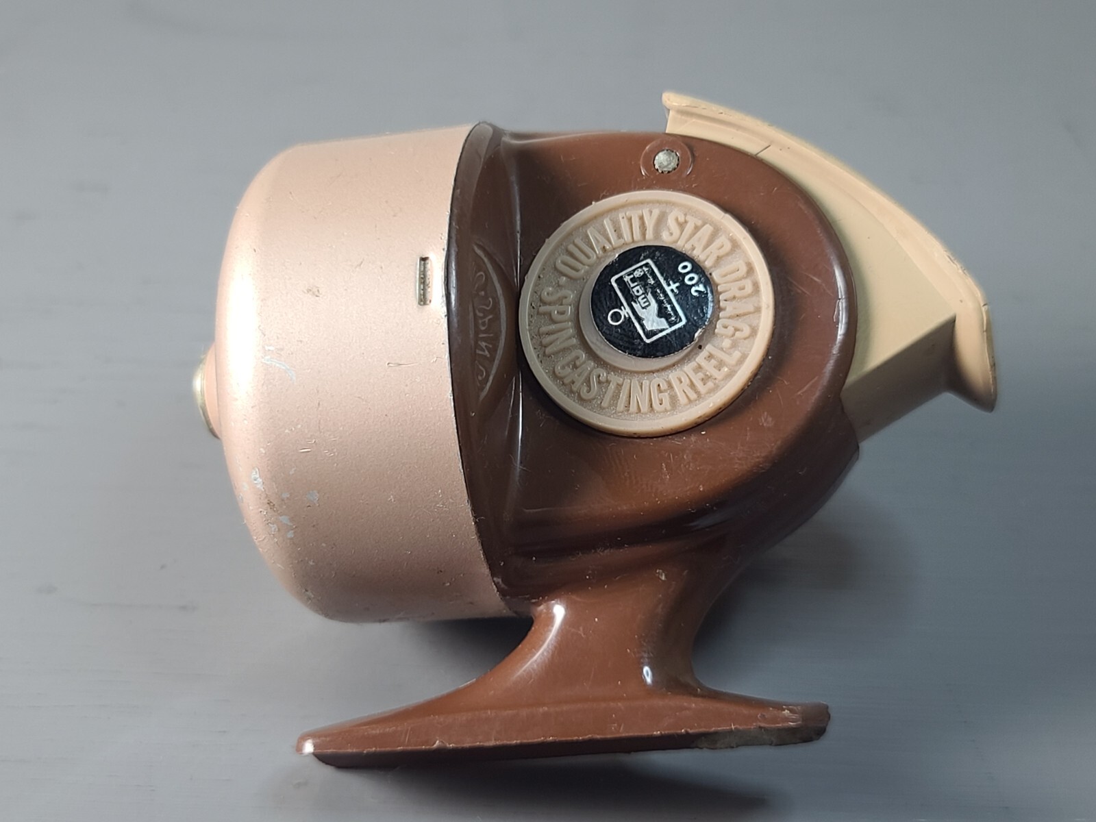 Vintage Kmart Sportfisher Quality Star Drag Spincast Reel