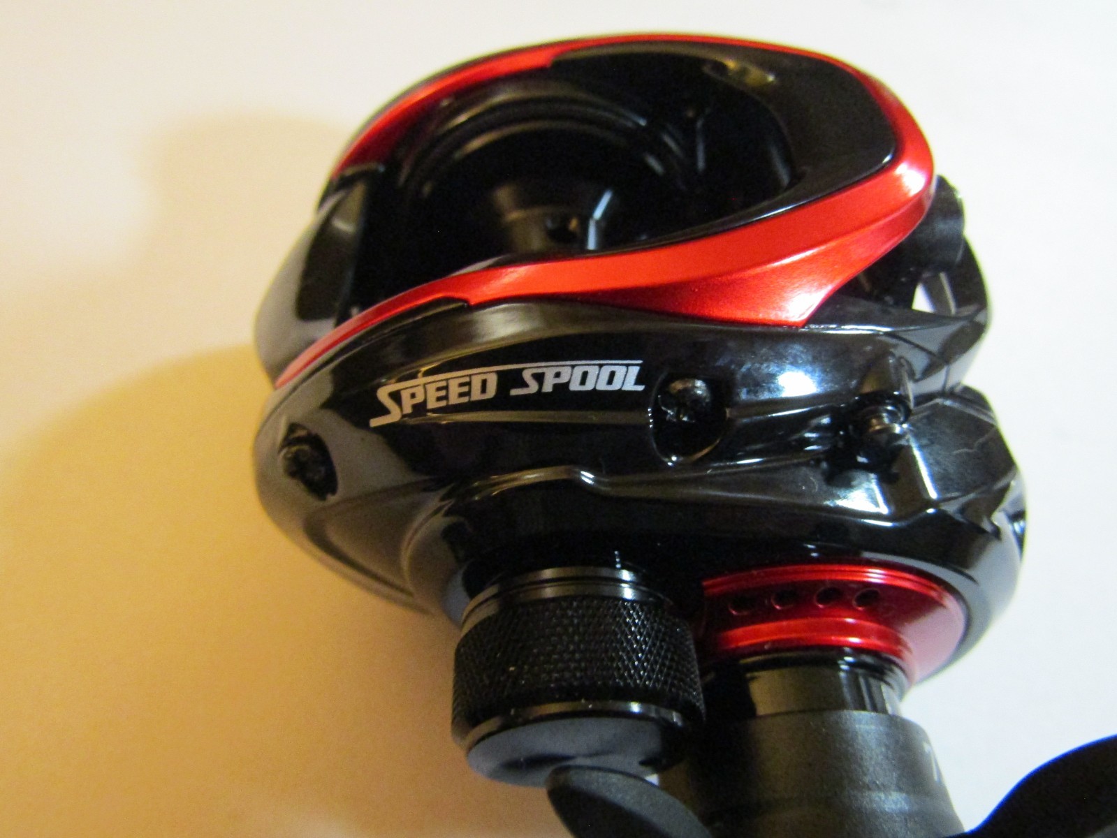 (LEW’S) „CARBON-FIRE“–SPEED-SPOOL-SLP–7.5.1. GR–6-BB–R-HAND–(NEW-OTHER)