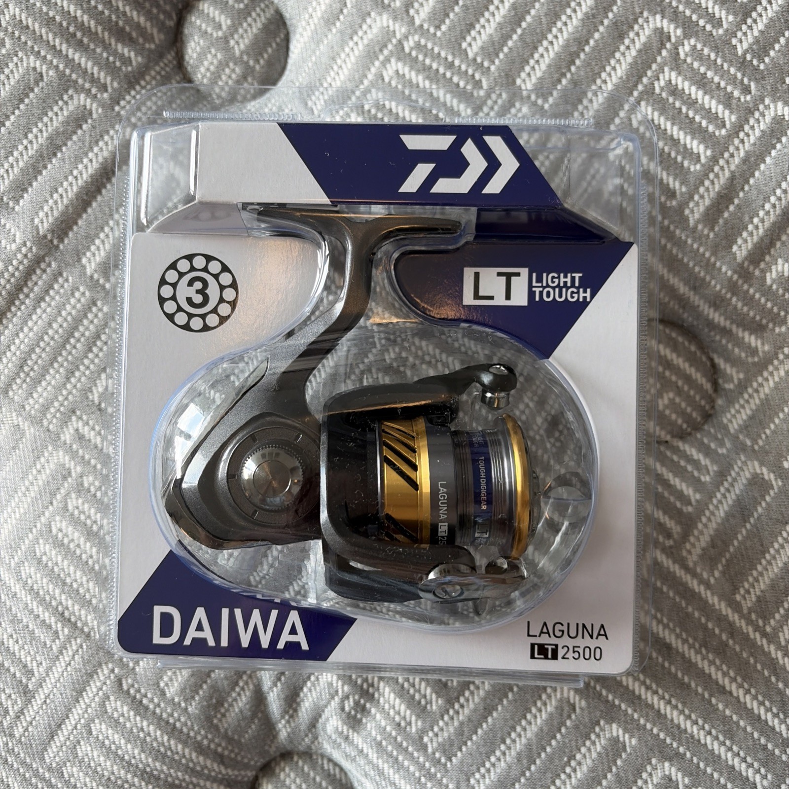 Daiwa Laguna LT 2500 Spinning Reel – LAGUNALT2500 bass Trout Reel fishing reel
