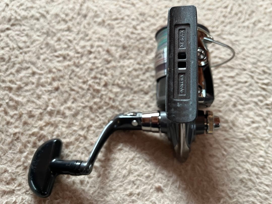 Daiwa Liberty Club 2500 Spinning Reel PE Line Included Used