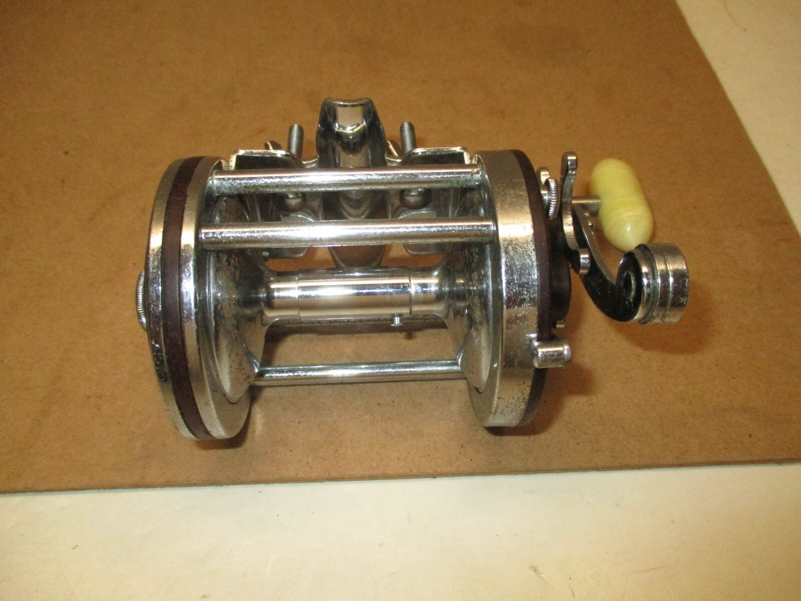 Penn Squidder 140 WITH CLAMP ** WORKS GREAT ** ***