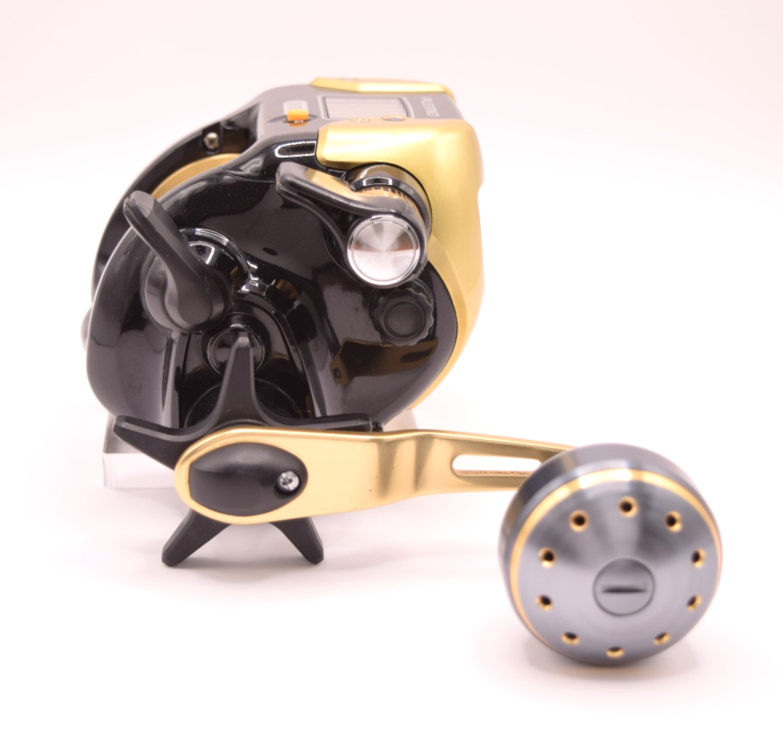 [Limited Edition] Shimano Plemio 3000 Gold Electric Fishing Reel w/ Power cord