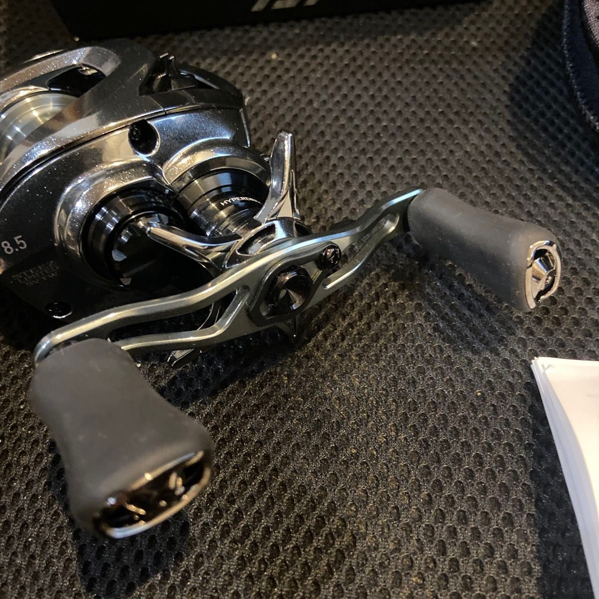 DAIWA 22 Steez Limited SV TW 1000S-XH Baitcasting Reel Right Handle