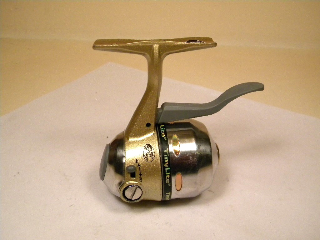 Bass Pro Shops TinyLite TYLTSB Under Spin Ultra light casting reel