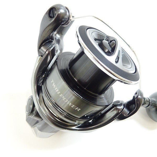 【Near Mint】SHIMANO 24 Twin Power C5000XG Spinning Reel Left from Japan #595