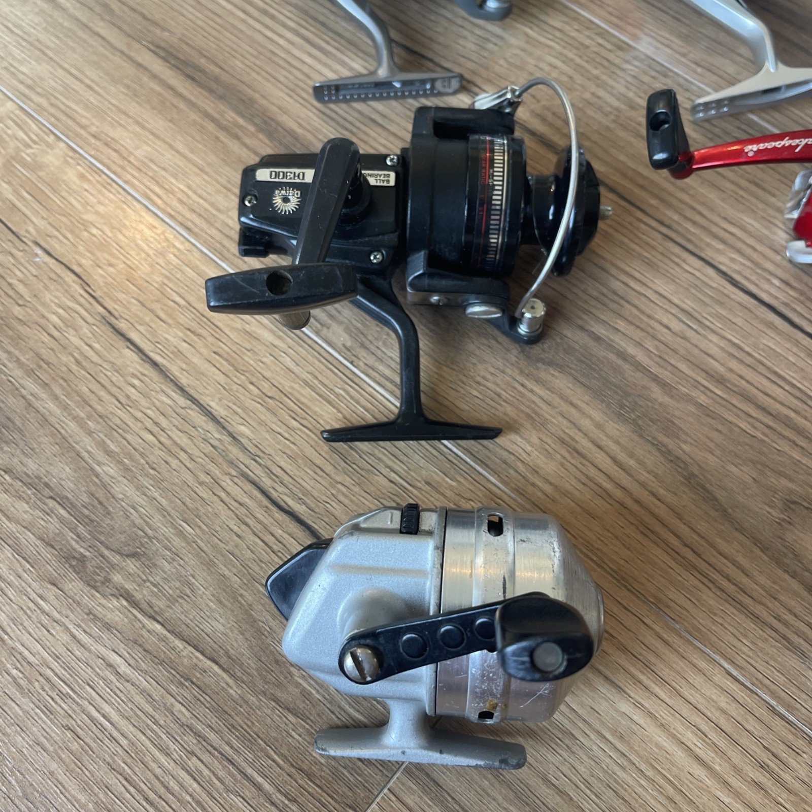 Vintage Fishing Reels Lot Of 12 Daiwa , Mantis, Liquid, Shakespeare & More Japan