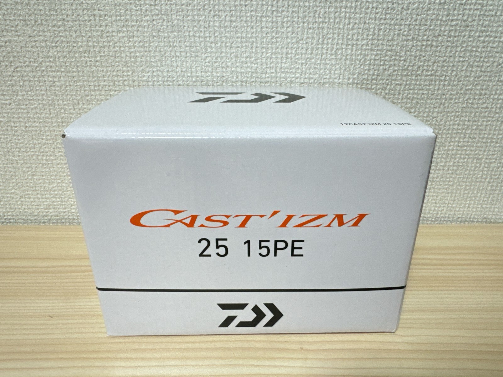 Daiwa Spinning Reel 19 CAST IZM 25 15PE 4.7:1 Surf Casting Reel Fishing IN BOX
