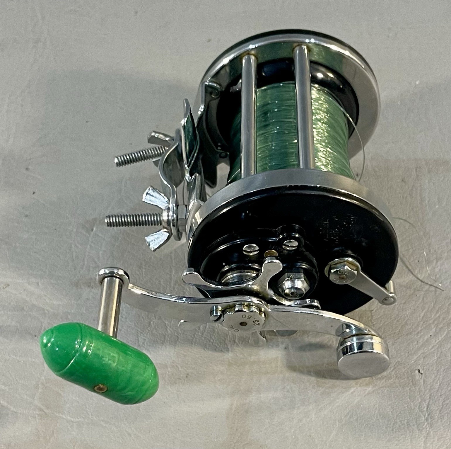 Vintage Penn Surfmaster 200 (Black) Reel Pre Spooled 30 Test Made In the USA