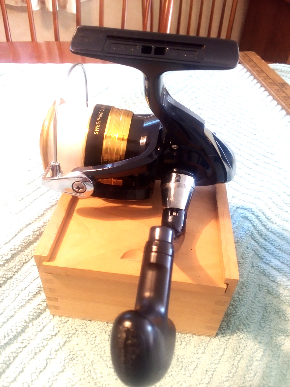 Daiwa Sweepfire 3500-2B Spinning Reel. W/ Original Box