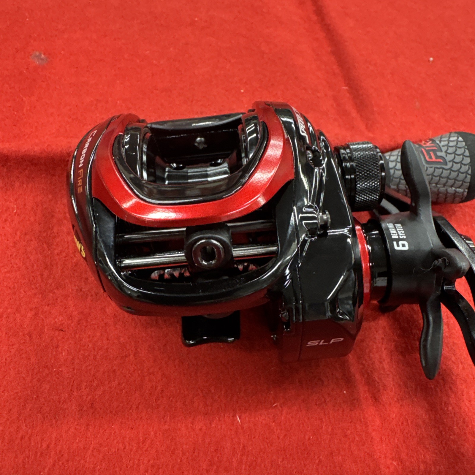 Lew’s Carbon Fire Baitcast Reel Left Handed (CF1SHLG2C)… FREE S&H!