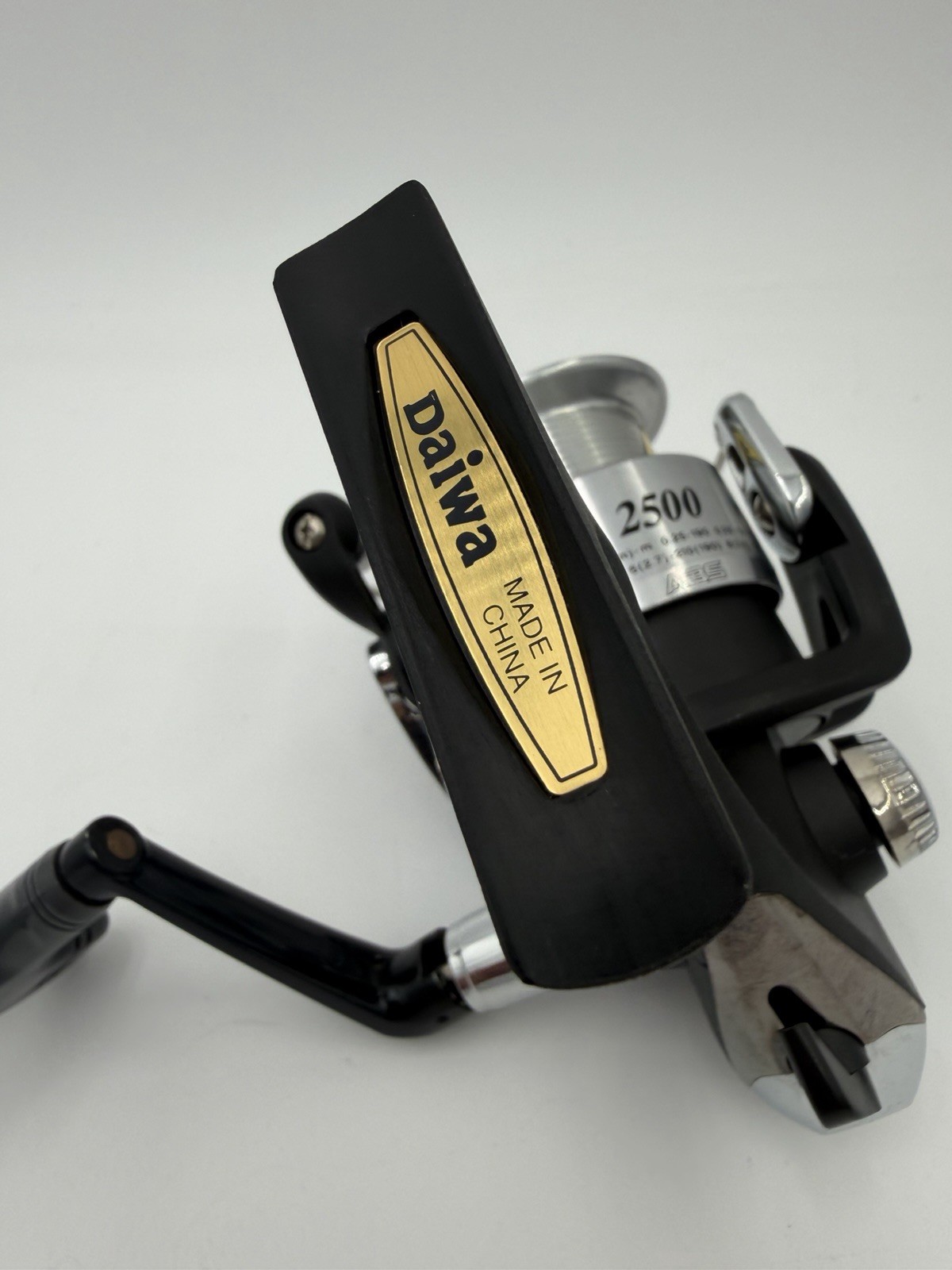 Daiwa Silverspin 2500 Fishing Reel For Spinning Rod New
