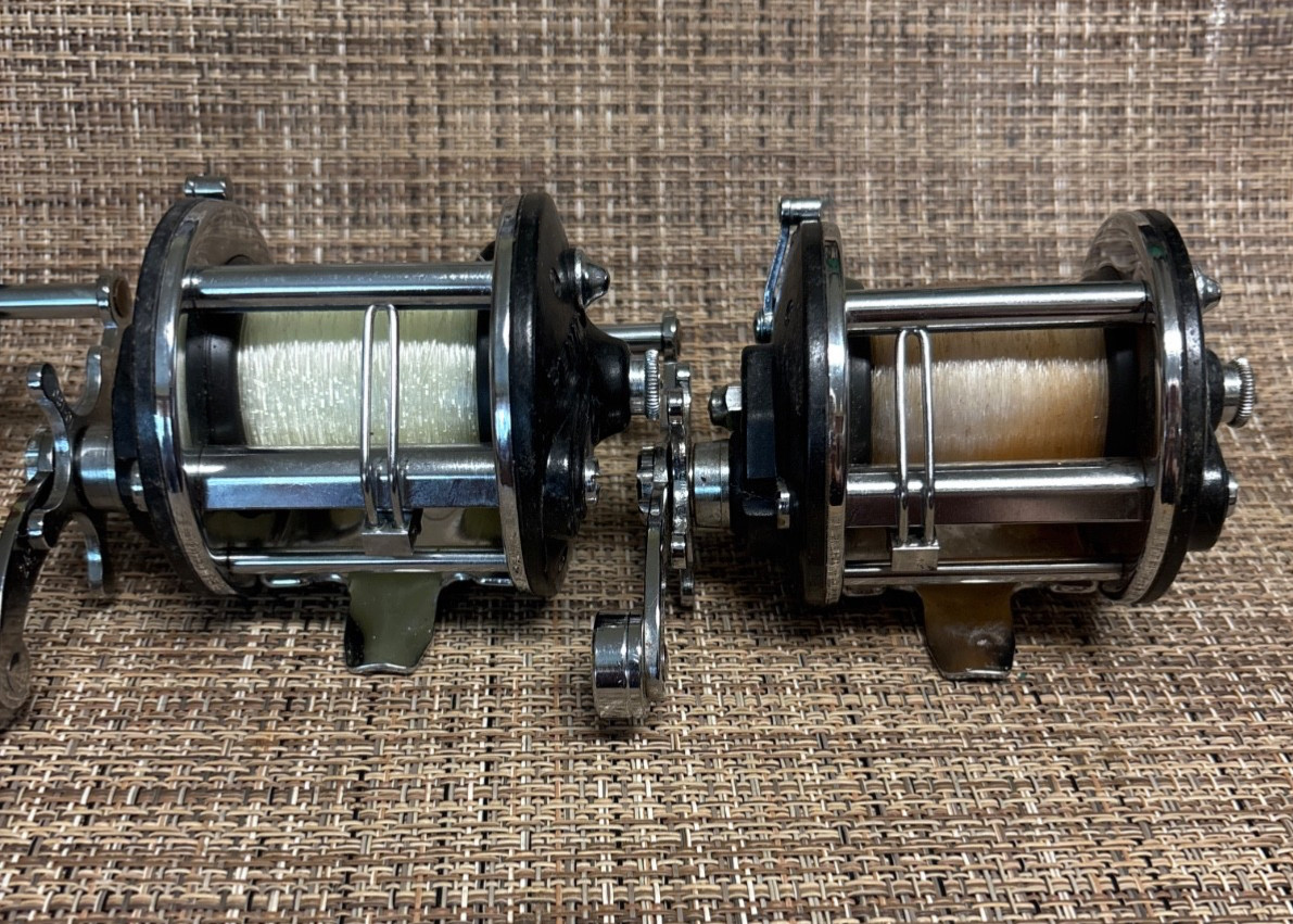 2 Penn 9 Level Wind Reels Right Hand Fishing