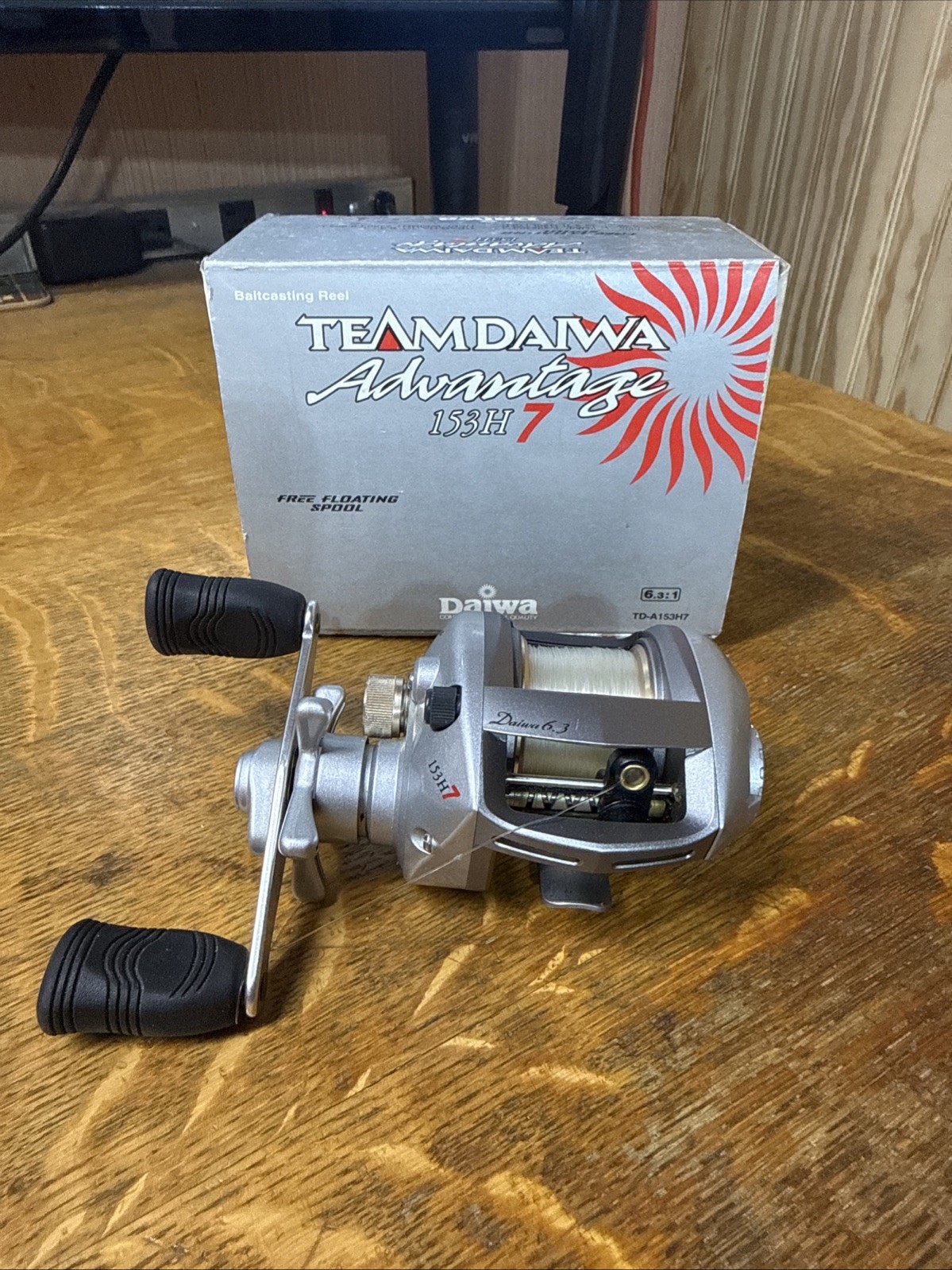 Team Daiwa Baitcasting Reel Advantage 153H 7 RH 6.3:1 6BB Silver Box TDA153H7