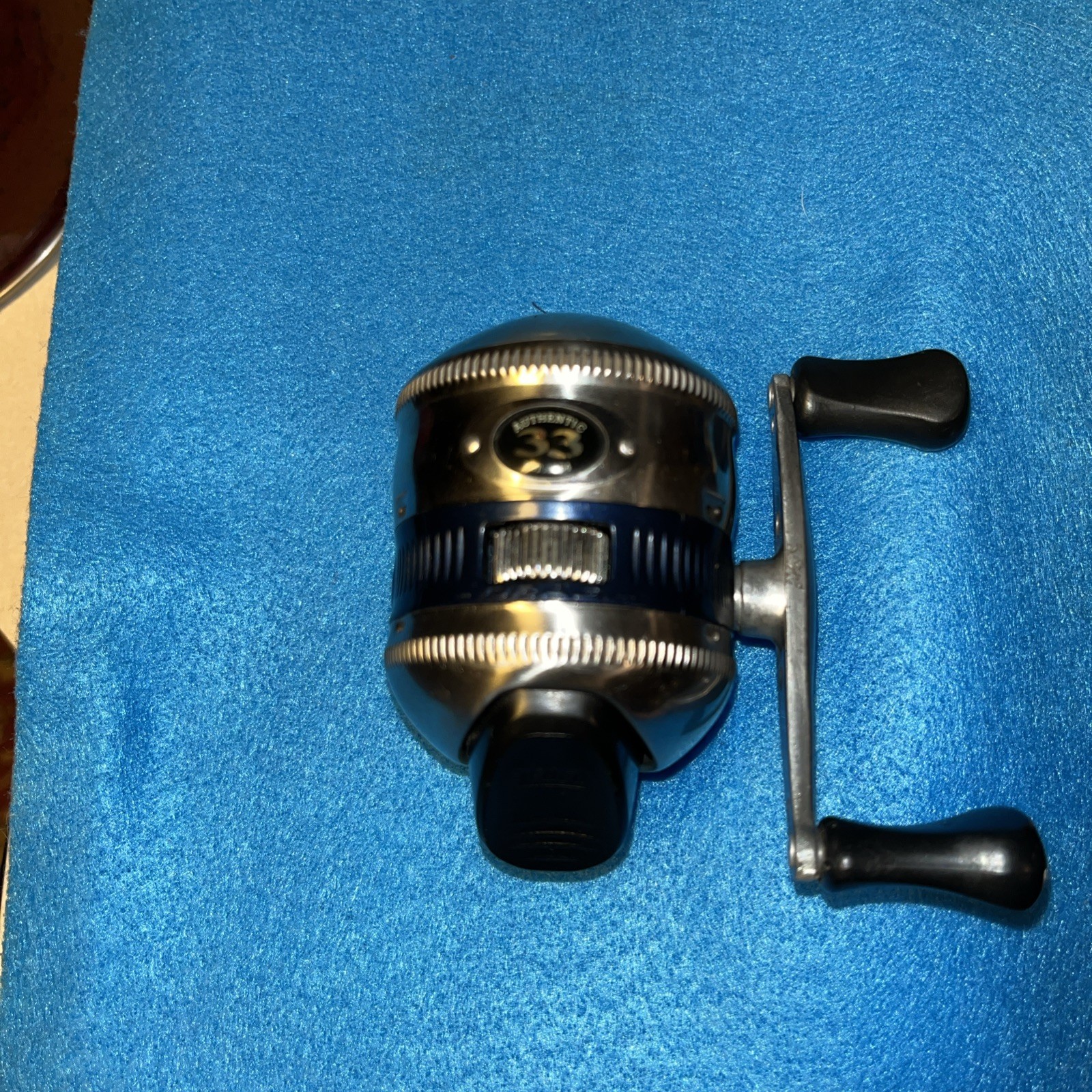 FISHING REEL ZEBCO AUTHENTIC 33J-L3 CLOSED REEL MADE IN CHINA