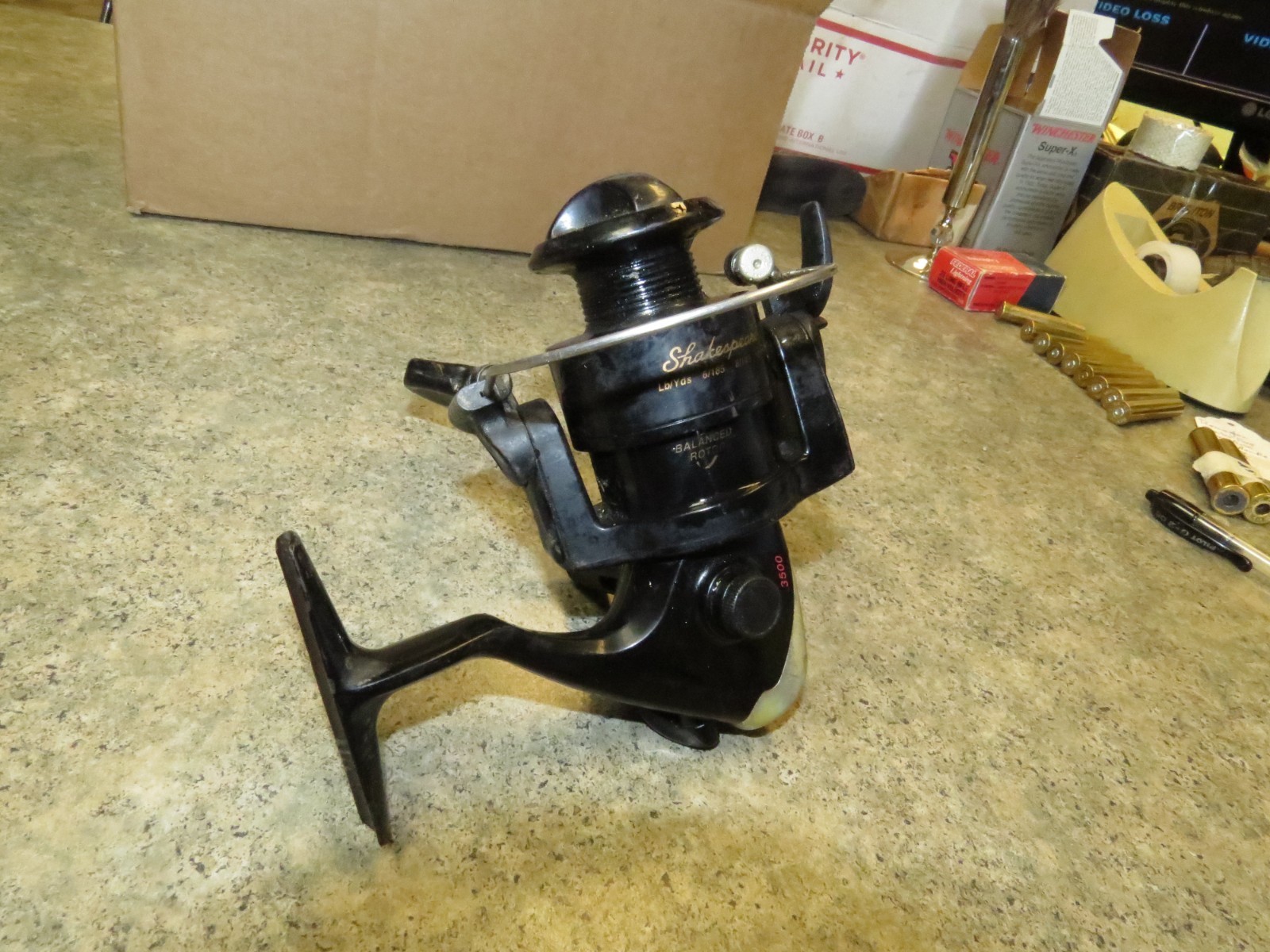 Shakespeare 3500 Spinning Reel Ball Bearing Metal Black Fishing Gear Reel