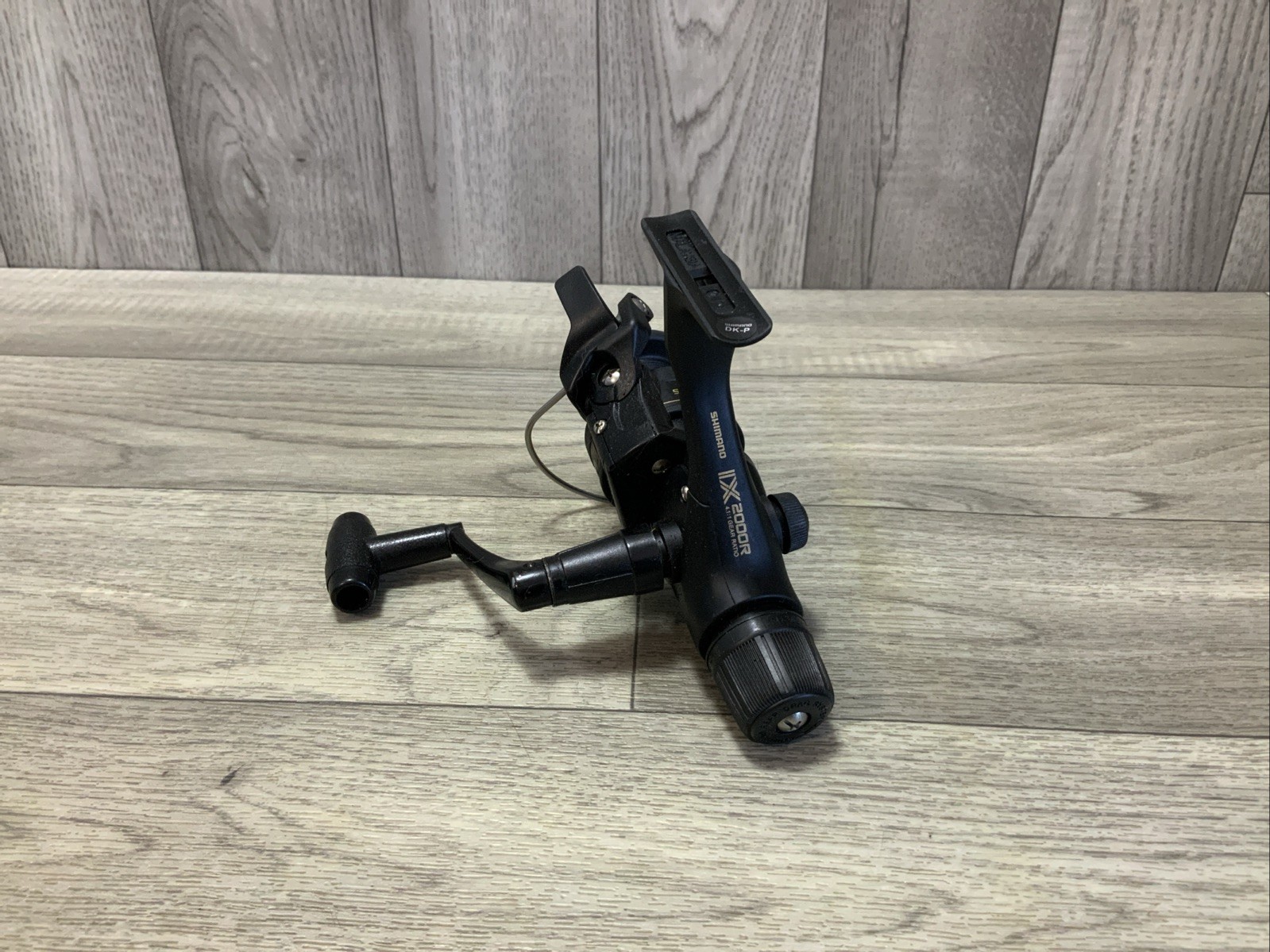 Shimano IX 2000R Fishing Spinning Reel R2000 Black Excellent Condition See Pics