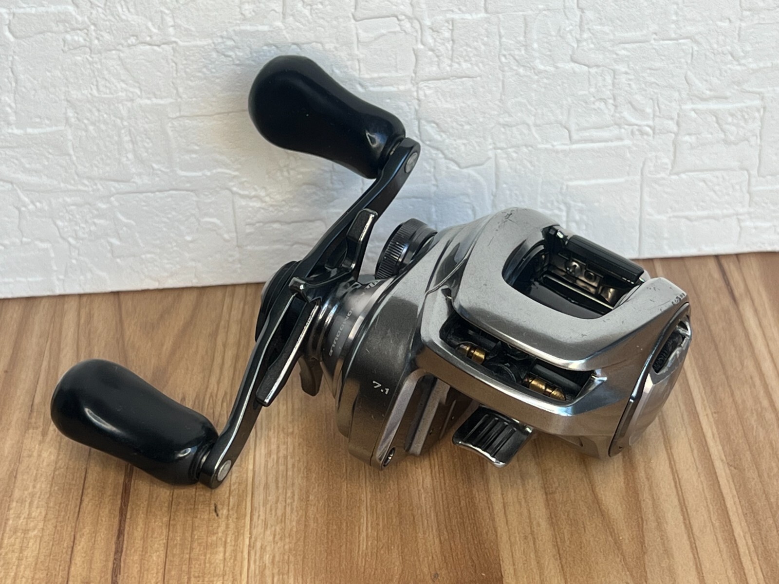 Shimano 18 Bantam MGL HG Right Baitcasting reel 7.1:1 Gear Very Good From Japan
