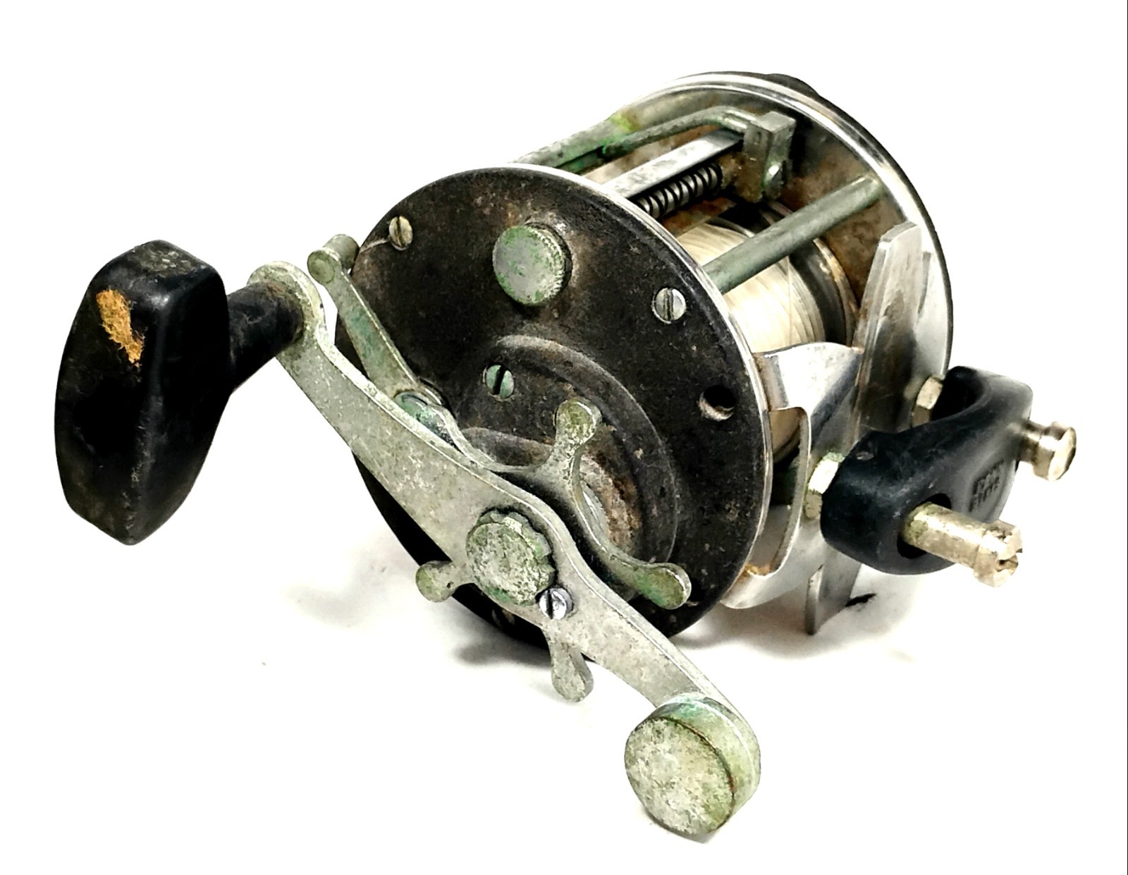 Lot 2 Reels For Parts Or Repair. Penn No 209 Level Line & Pflueger Capitol 1985