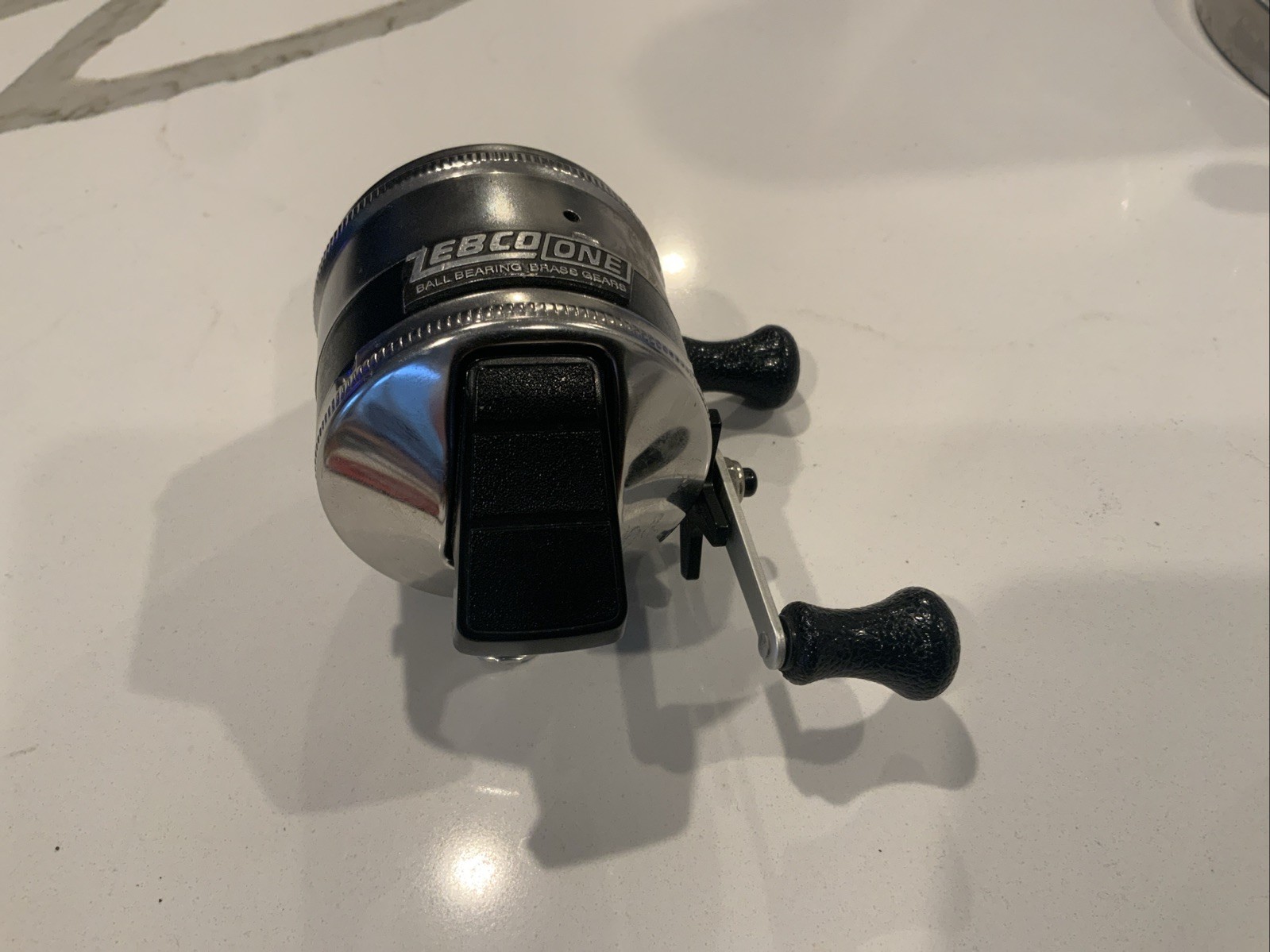 Zebco One Fishing Reel Made in USA Spincast RH Retrieve Brass Gears