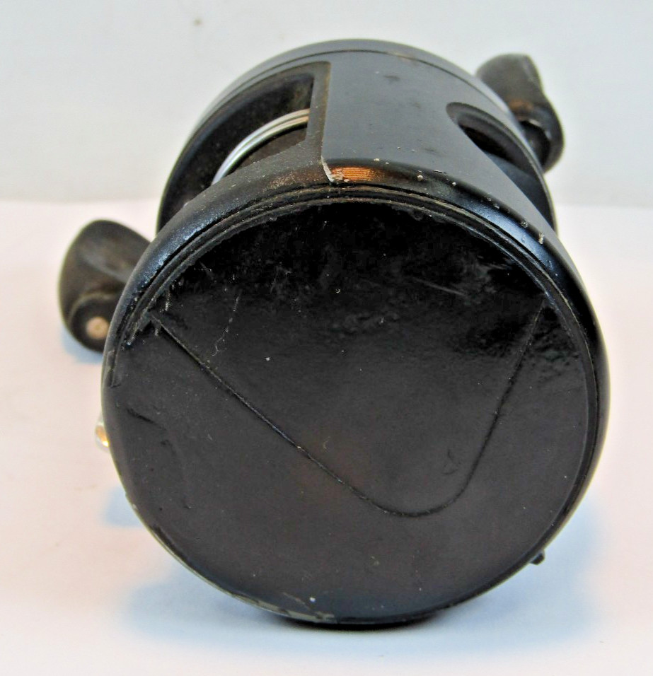 ABU GARCIA BLACK MAX BAITCASTING FISHING REEL SWEDEN