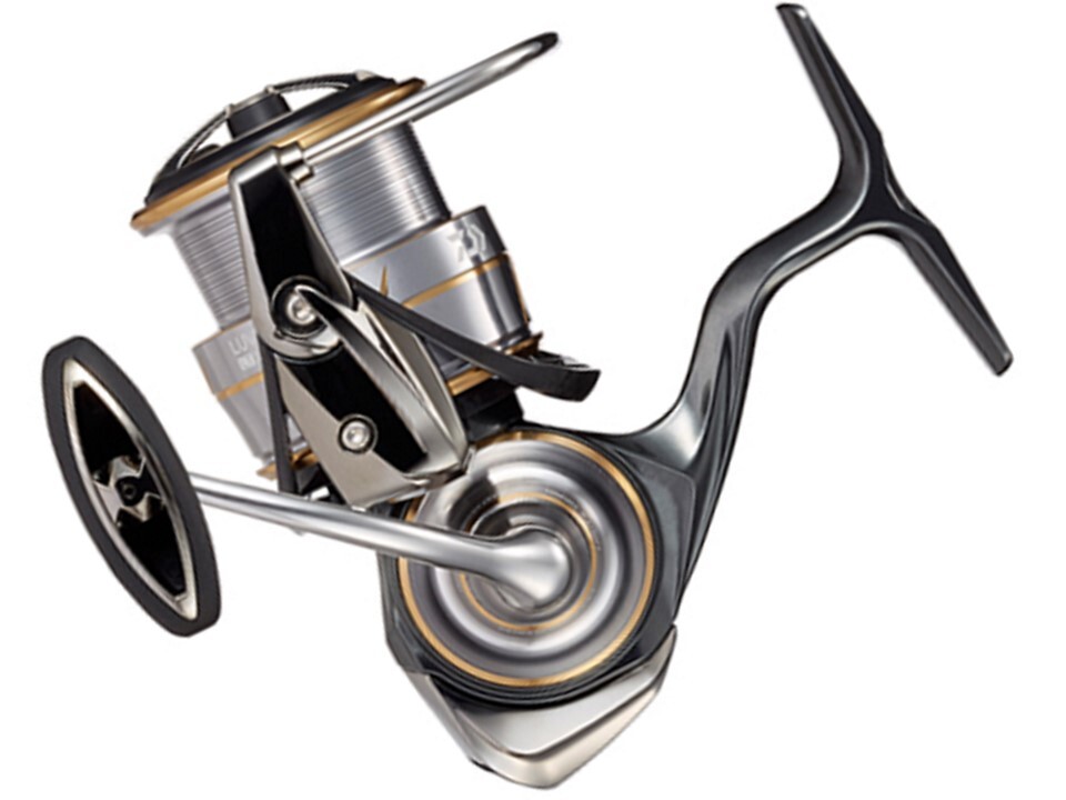 Daiwa 20 Luvias LT3000 spinning reel Monocoque Body Ship from Japan 1