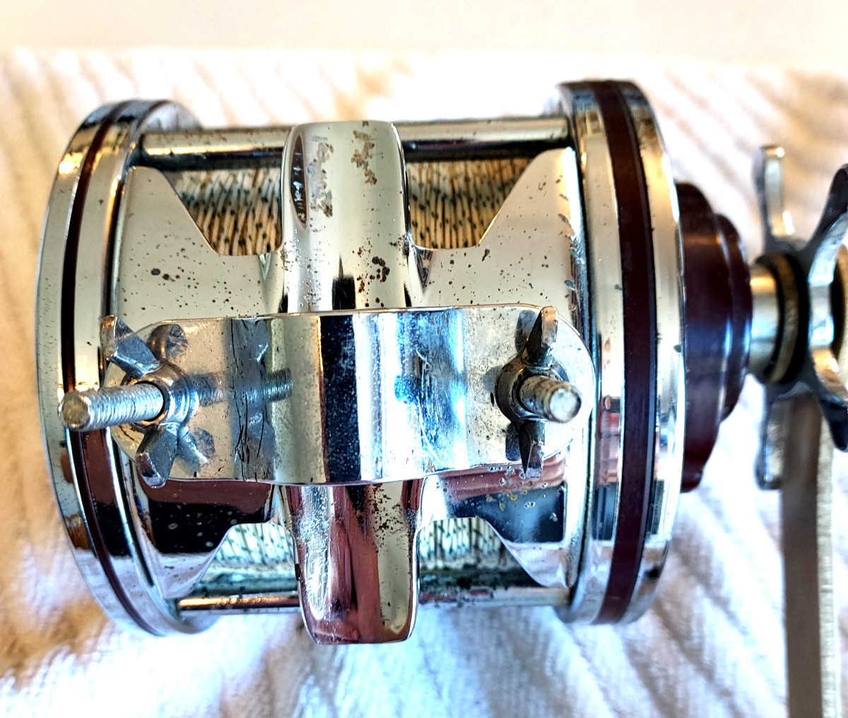 PENN SENATOR 114 H 6/0 USA, 6″ HANDLE, GREAT CONDITION SALT WATER FISHING REEL