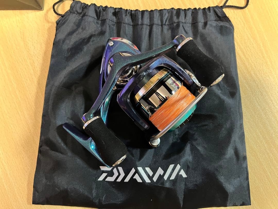 DAIWA Emeraldas INF 2506 Spinning Reel Line Included Box Storage Bag ”Near MINT”