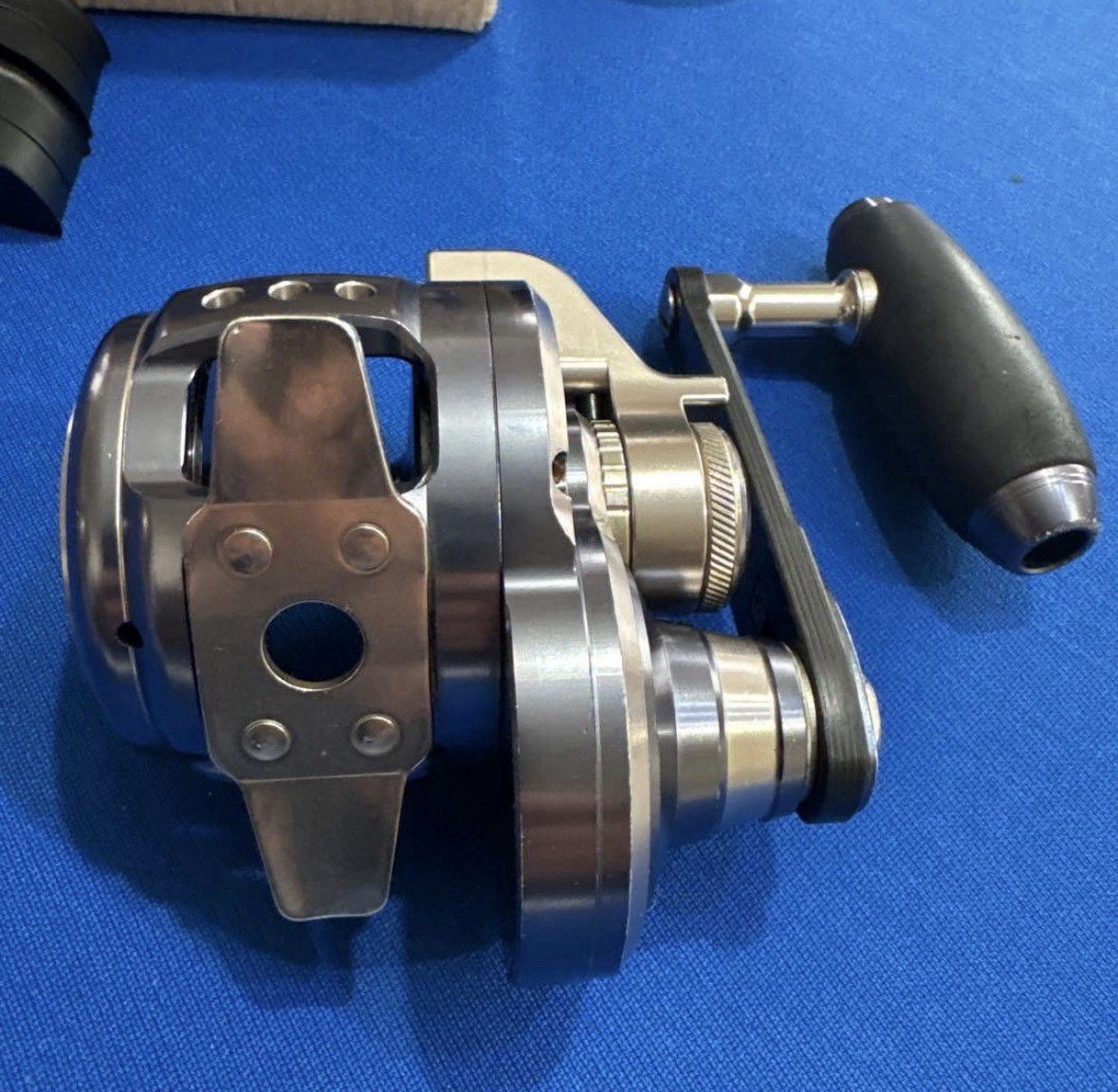 STUDIO OCEAN MARK Blue Heven BH L30 15th Reel Free shipping DDP