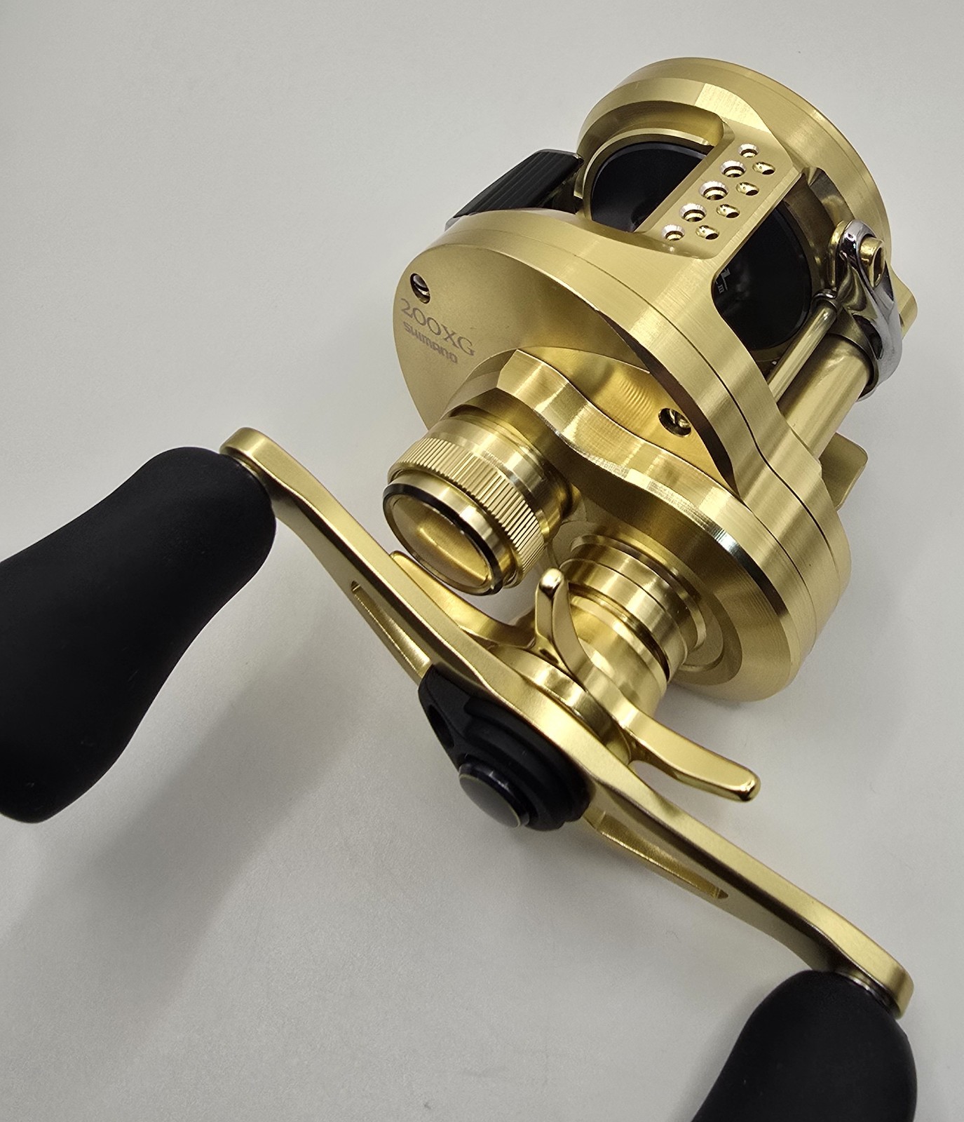 Shimano 21 Calcutta Conquest 200XG Right Baitcast Reel Boxed JDM Excellent