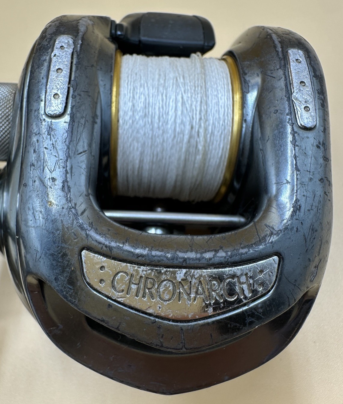 Shimano Chronarch 100BPV Right Handed Baitcasting Fishing Reel