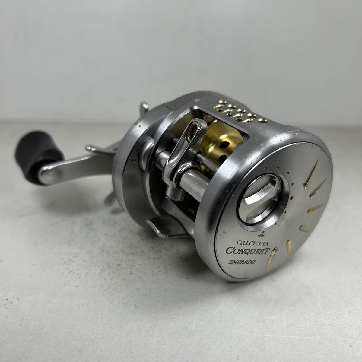 SHIMANO Baitcast Reel 03 CALCUTTA CONQUEST 200 DC Right Used Japan Excellent