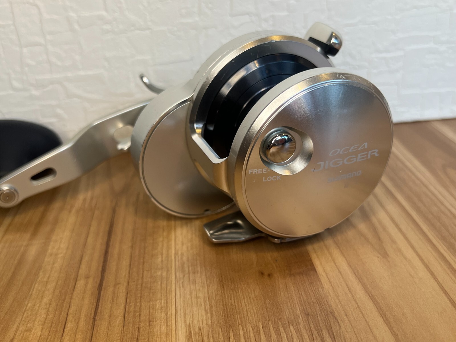 Shimano 11 Ocea Jigger 2000 NRHG Right Jigging Game Reel 6.2:1 Gear From Japan