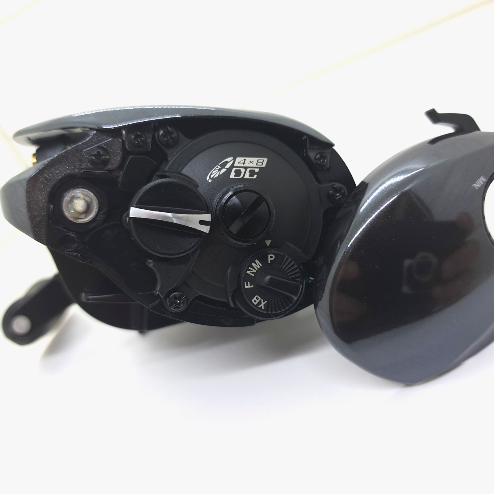 Mint Shimano 18 Antares DC MD XG Right-handle baitcasting reel from Japan