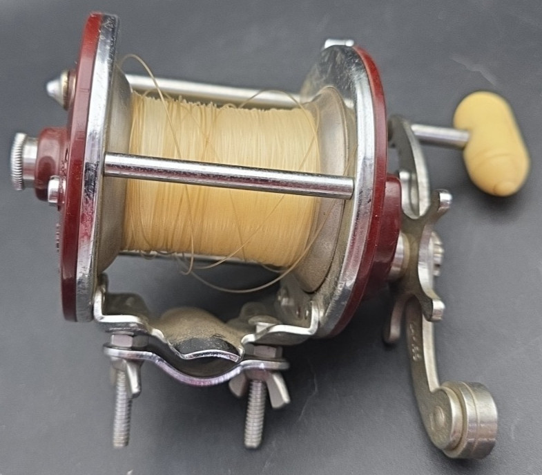 VINTAGE PENN PEER 209 TROLLING CONVENTIONAL USA FISHING REEL
