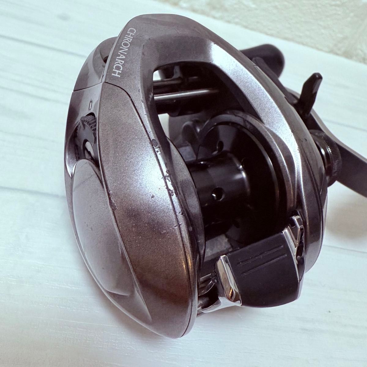 Shimano 17 Chronarch 150 MGL Right Hand Used Baitcasting Reel Smooth from JAPAN