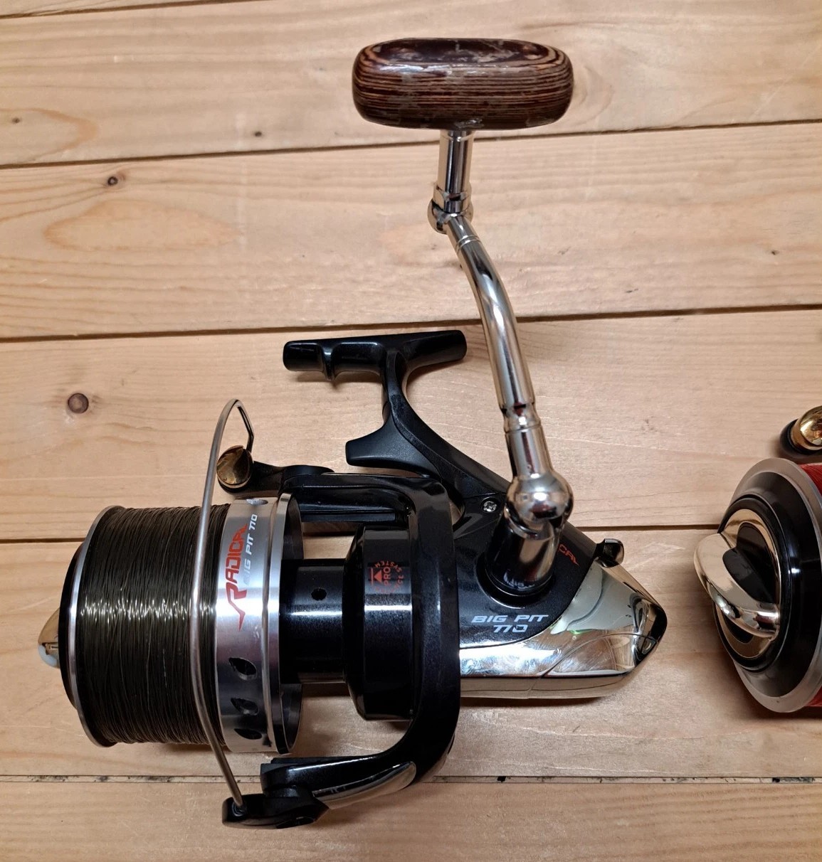 2 × Quantum Radical Big Pit 770 Carp Reels Fishing Reels Carp Fishing Carp