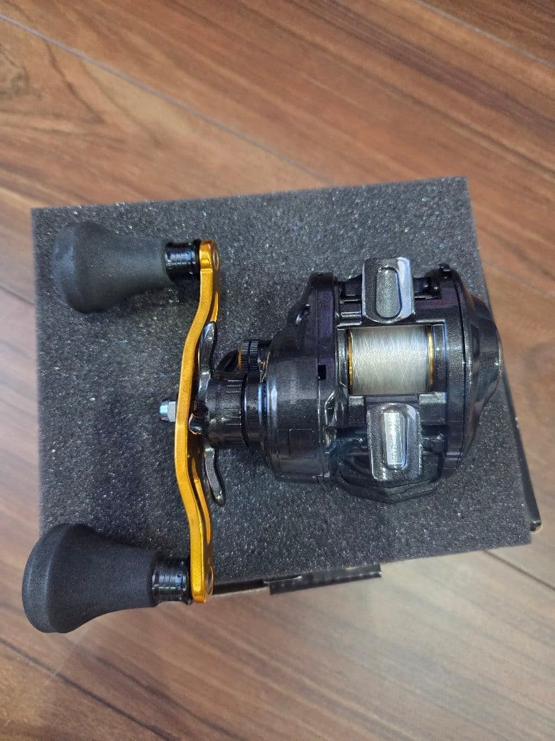 Abu Garcia Roxani Powershooter-L Baitcaster Reel Used Excellent Condition